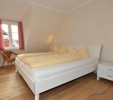 Holiday home Doppelhaushaelfte Seestern